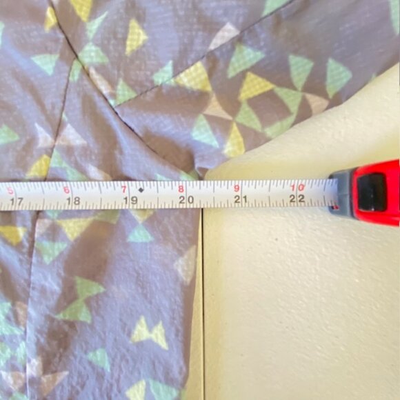 Patagonia Houdini Windbreaker Jacket Womens M Lavender Hooded Full Zip Coat - Picture 9 of 12